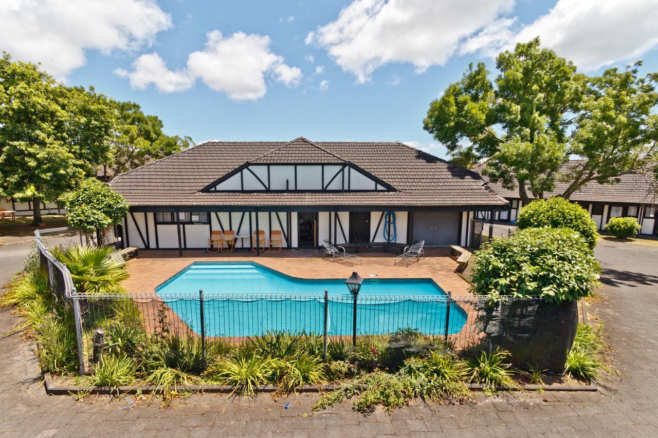 Oakwood Manor Motor Lodge Auckland Exterior photo